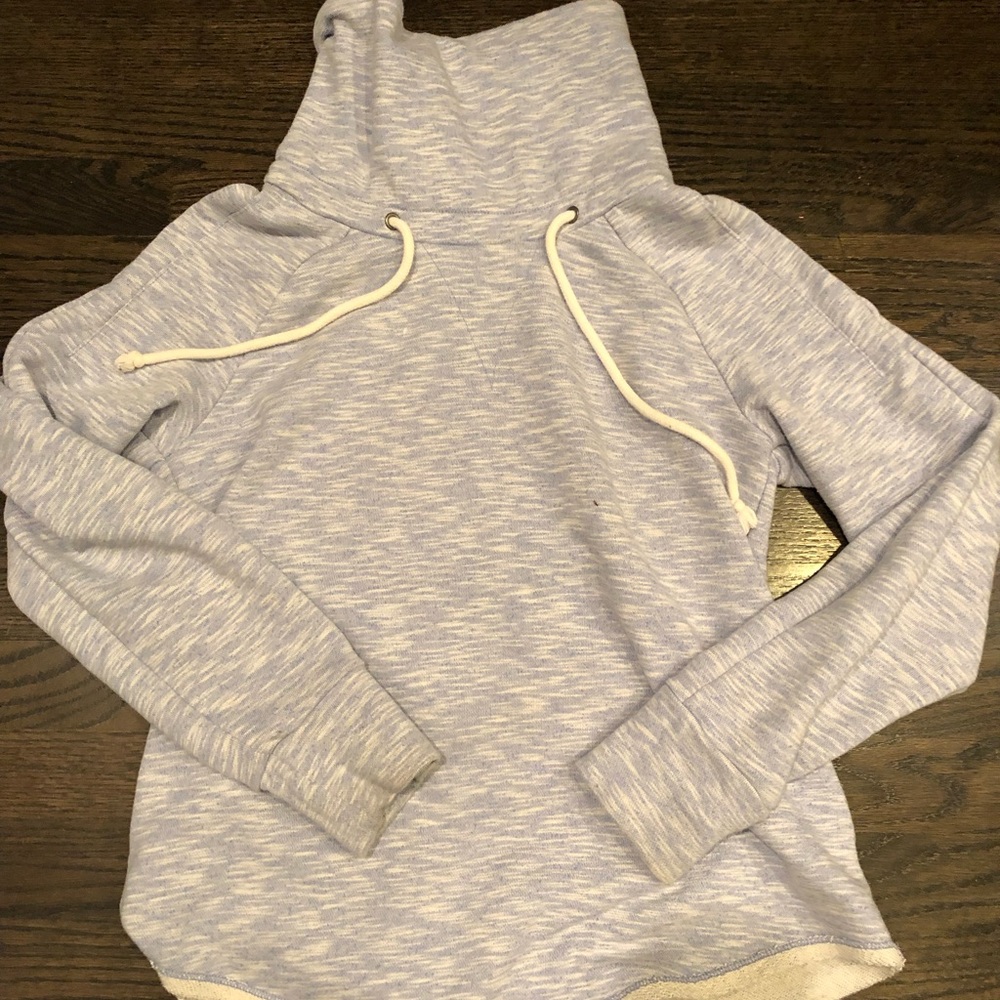 Small Gap Sweater